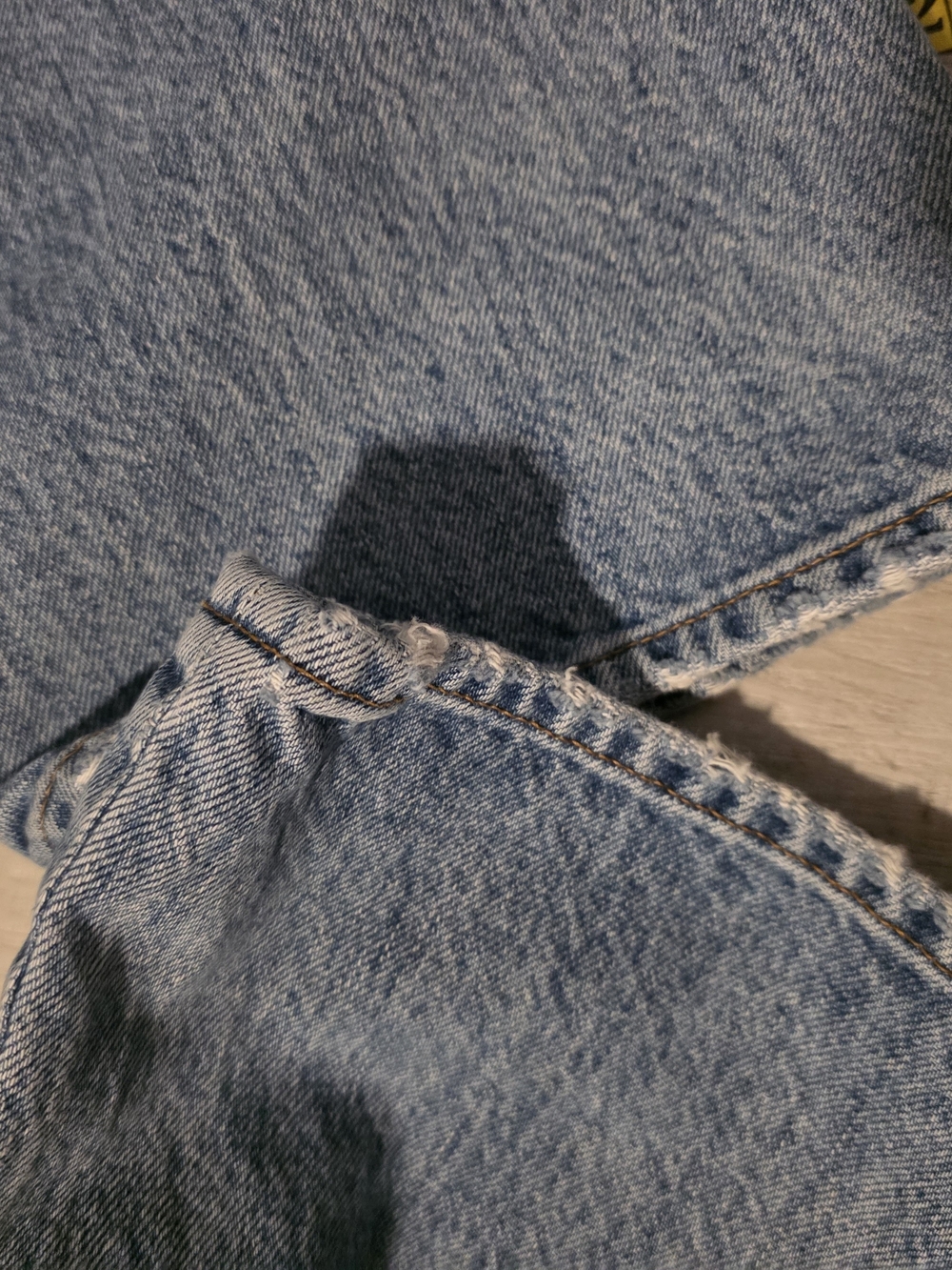 Denim Forum The Patti Mid Rise Straight Jeans 31 Light Wash Distressed Hem - Picture 7 of 10